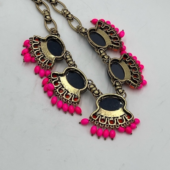 J CREW Fan Fringe statement Necklace Vibrant Fuchsia (Main Line collection) - Picture 8 of 12